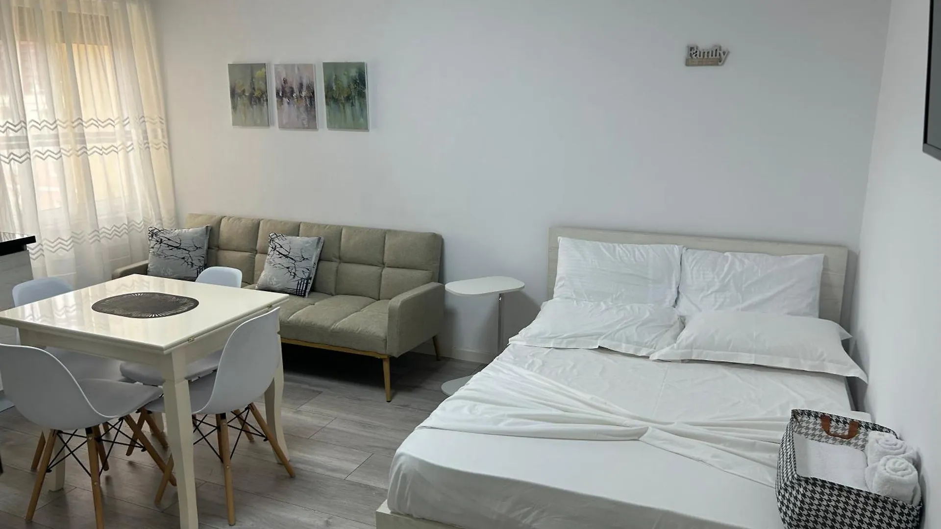 Private Apartment Tirana Center